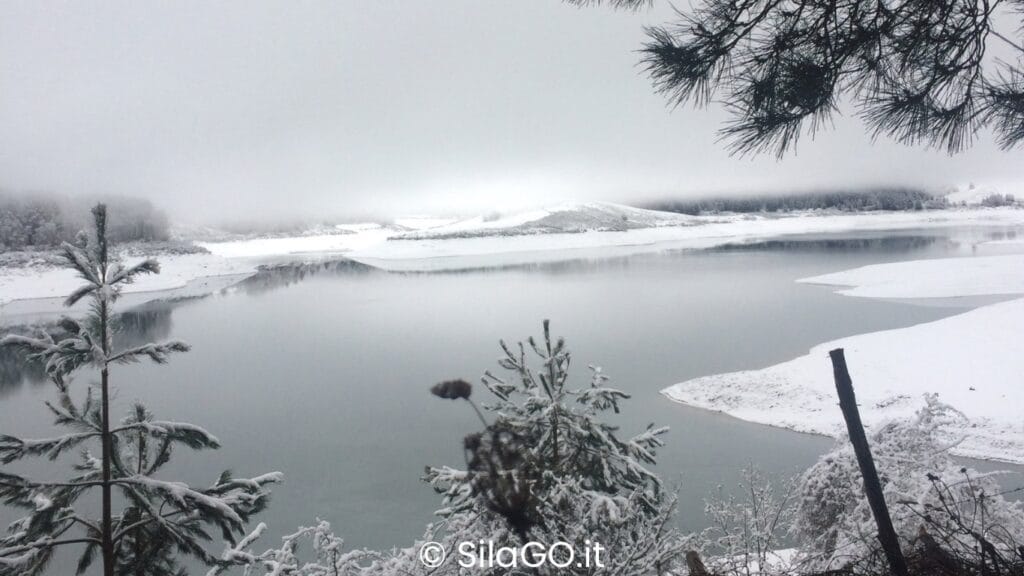 Lago Passante innevato